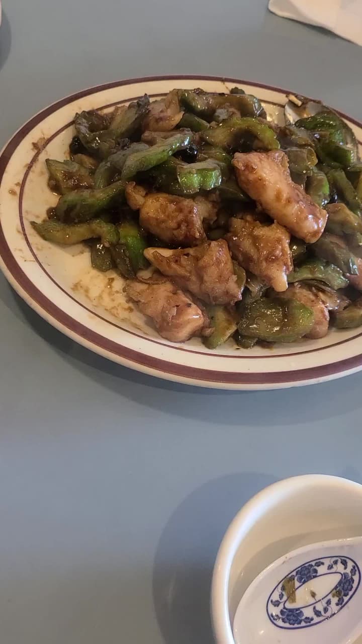 Video review of Skyline's Cafe 文記茶餐廳