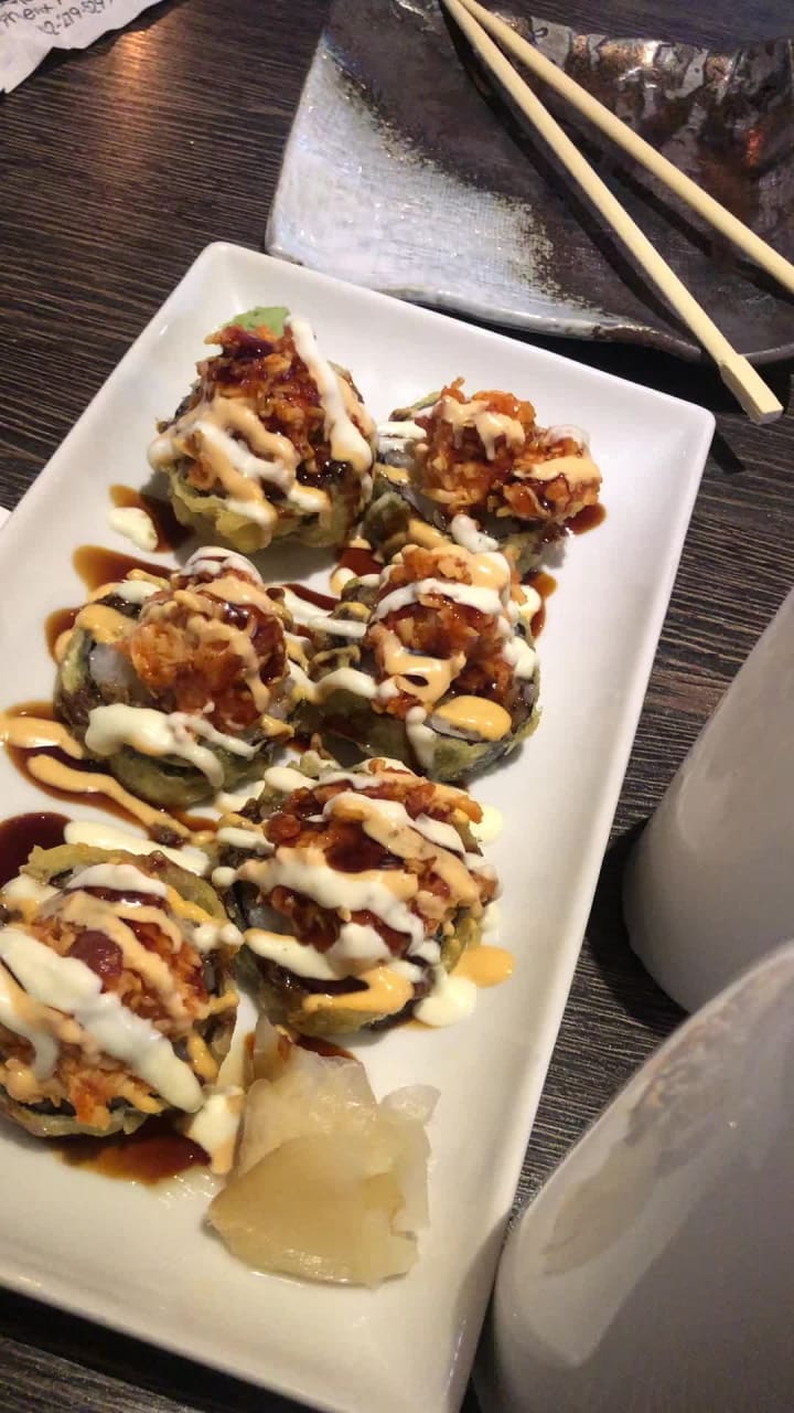 Video review of Sushiholic