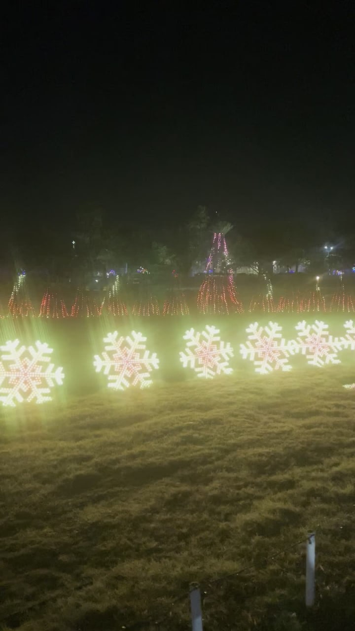 Video review of Moody Gardens