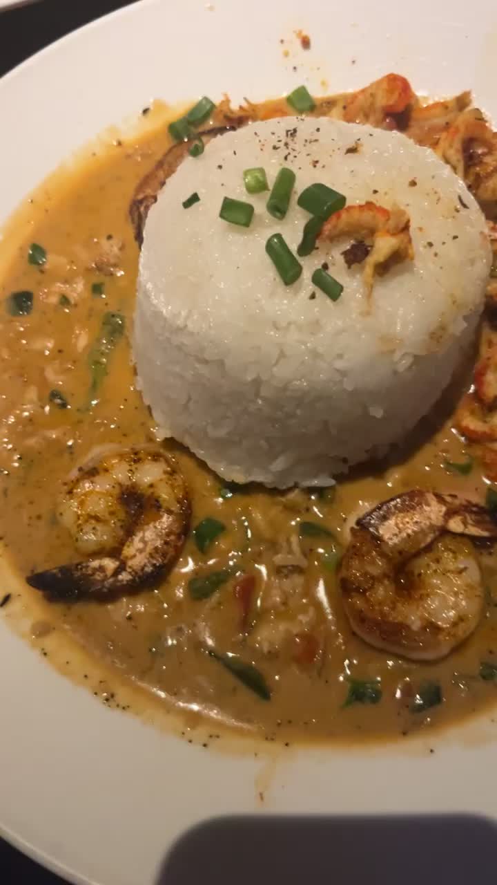 Video review of Yard House