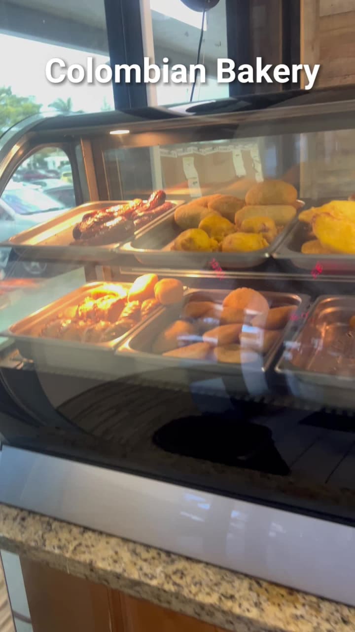 Macita's Restaurant & Bakery