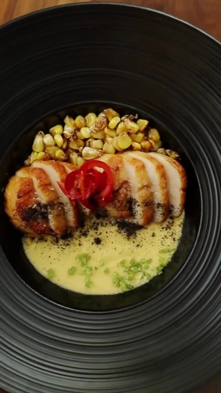 Video review of Ember Kitchen