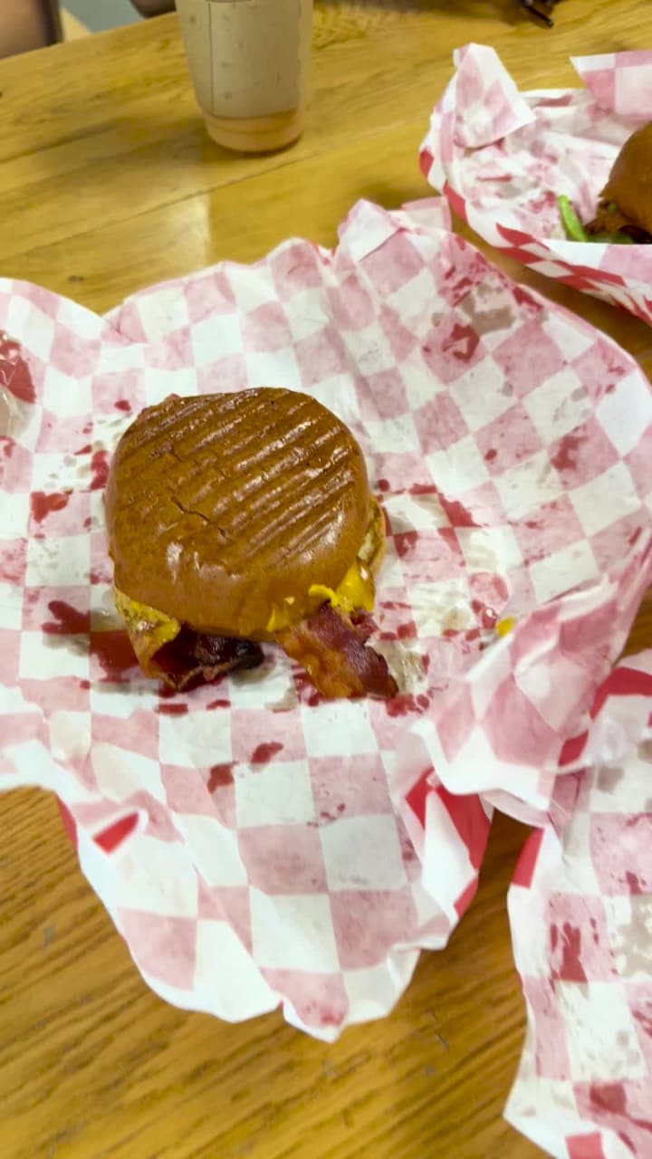 Video review of Dudley's Bakery & Restaurant