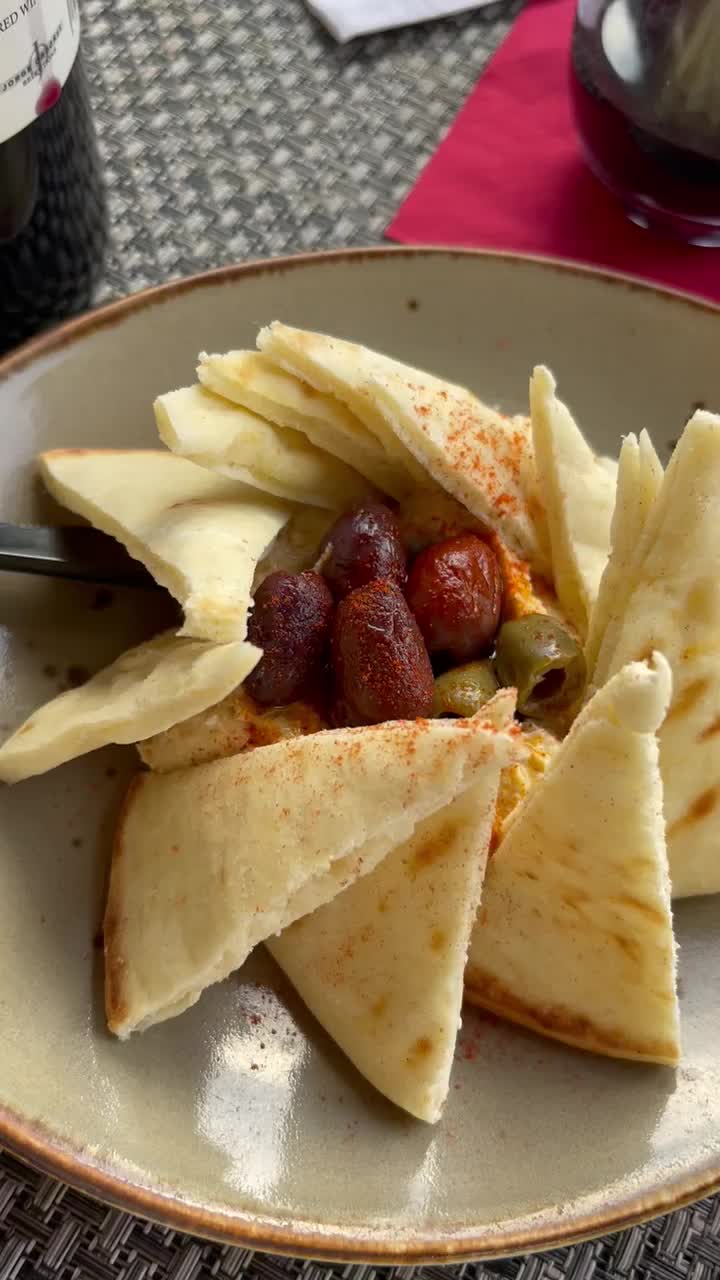 Video review of Books & Books