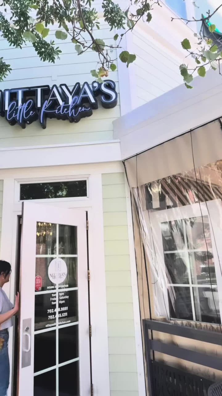 Video review of Nittaya's Secret Kitchen