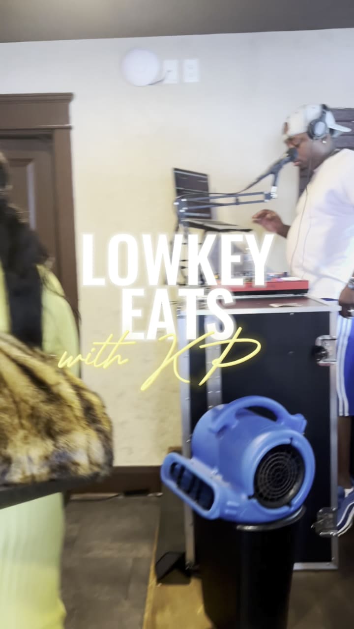 Coasis Resturant Bar & Suites