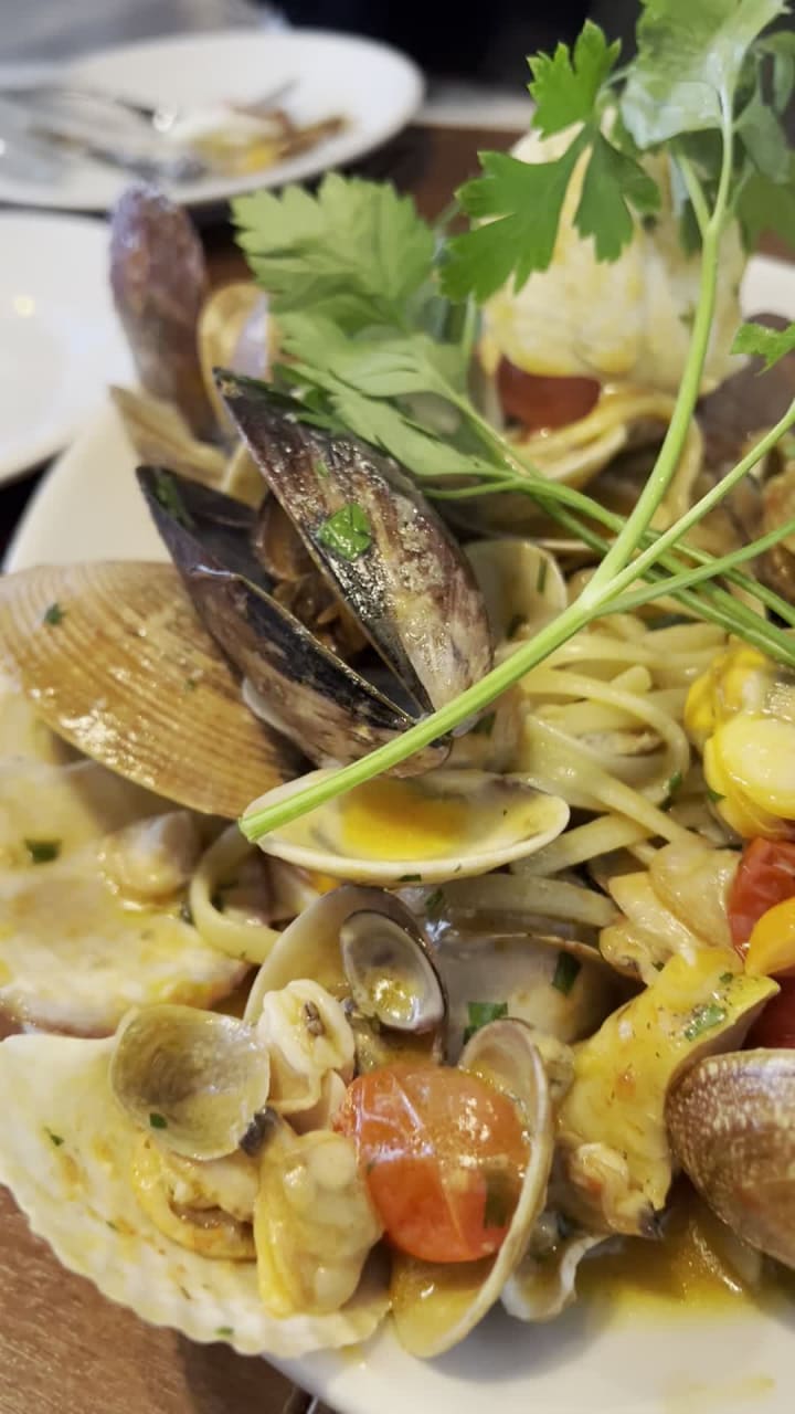 Tsukiji Paradiso (築地 パラディーゾ)