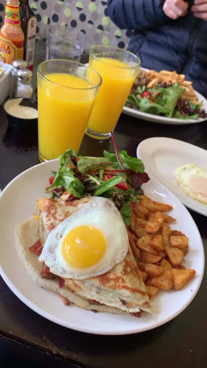 Video review of Squat & Gobble