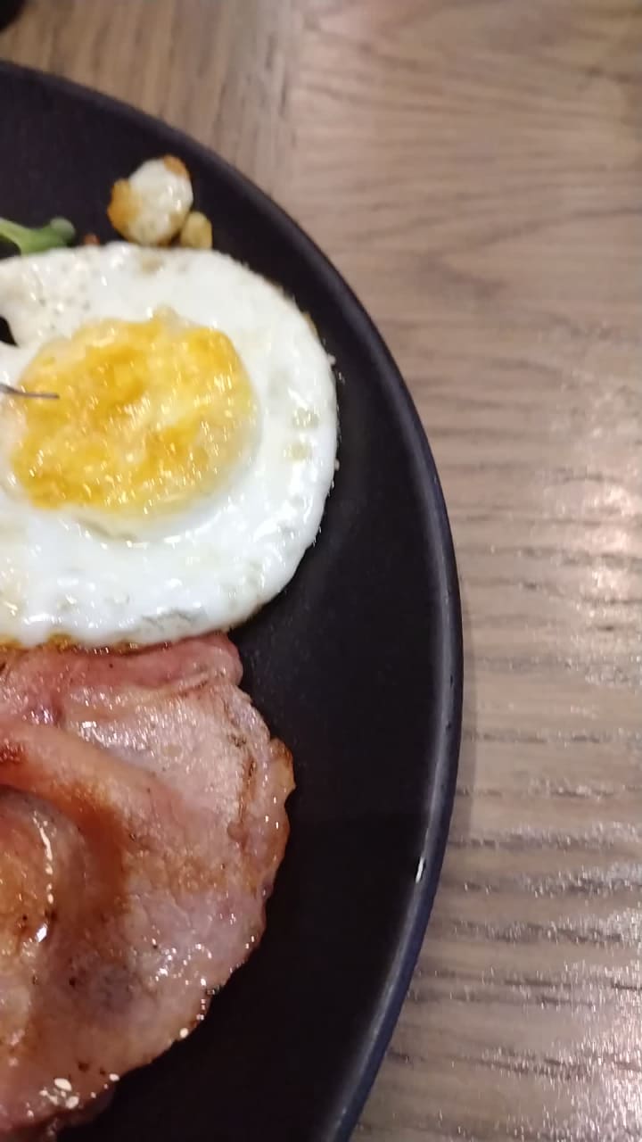 Video review of Mugg & Bean