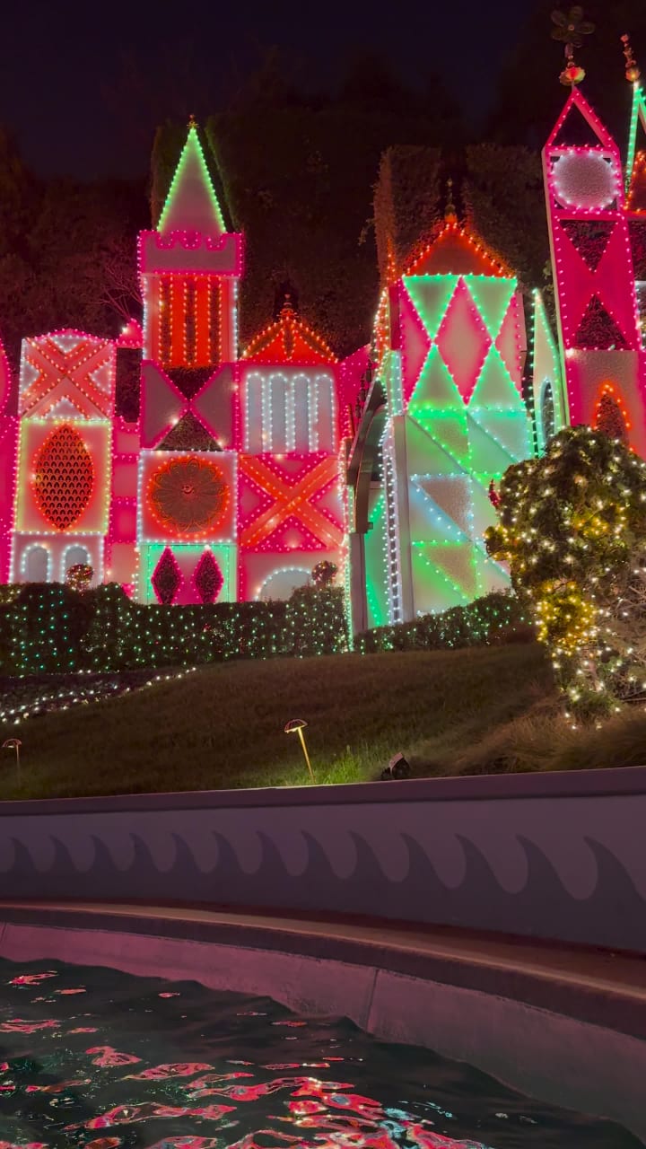 Its A Small World, Disneyland