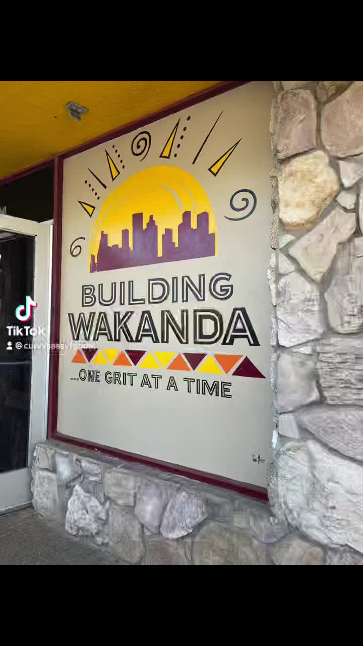 Video review of The Breakfast Klub