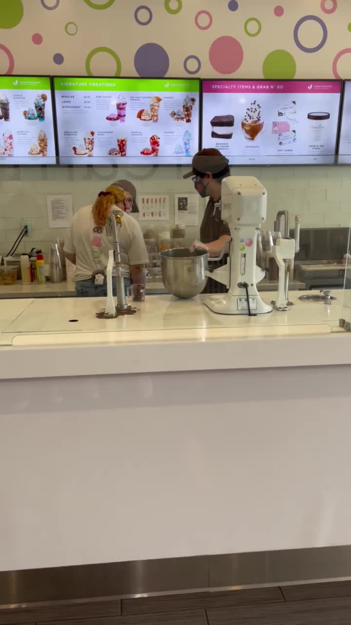 Video review of Creamistry