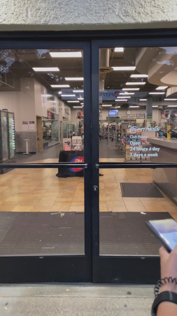 Video review of 24 Hour Fitness