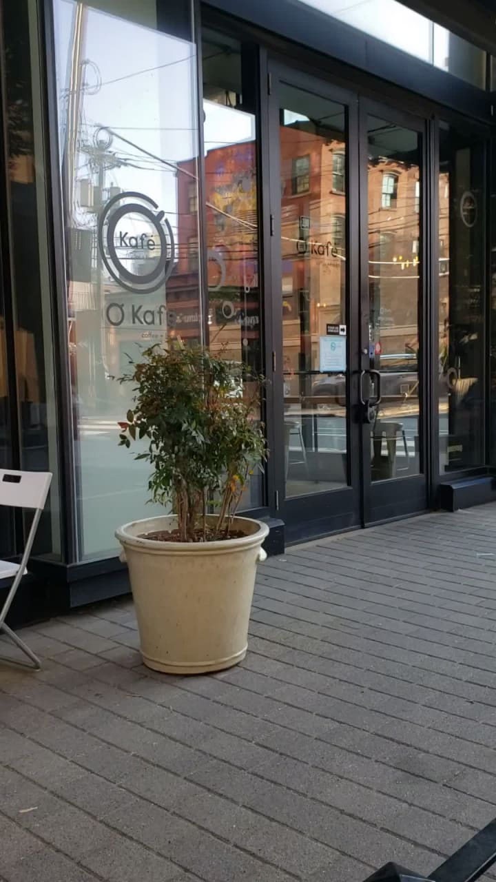 Video review of O Kafe