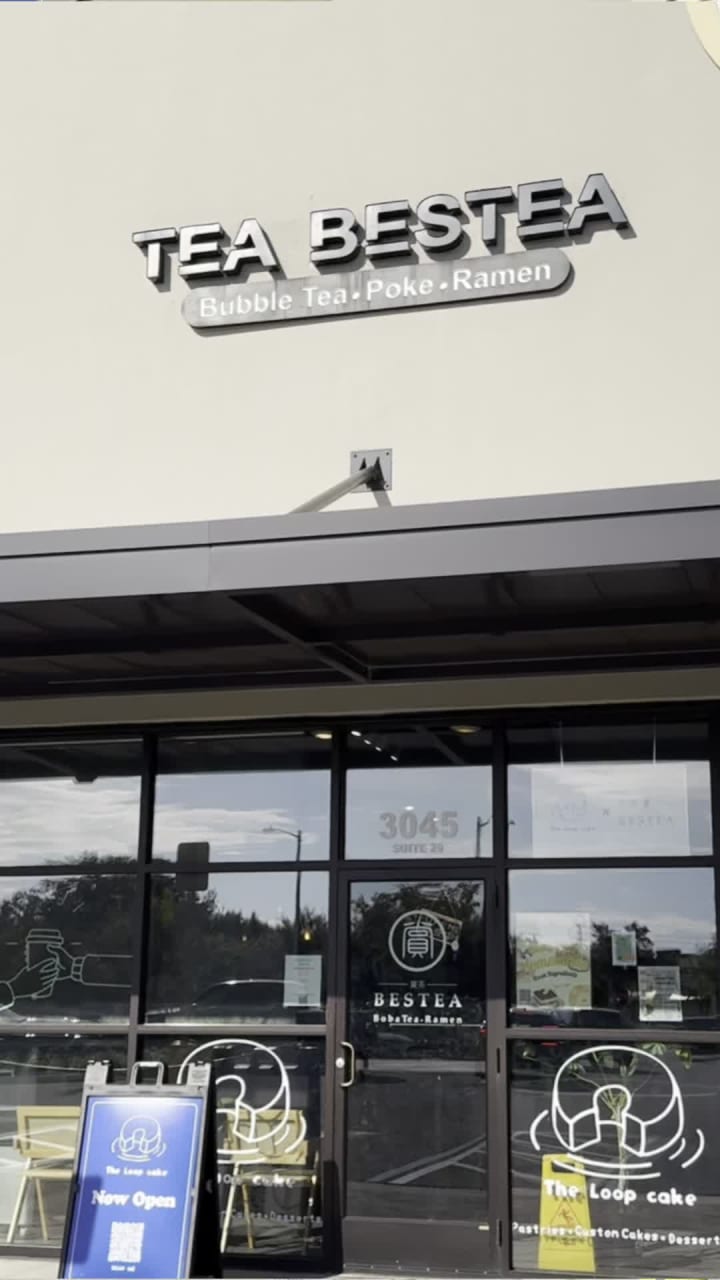 Tea Bestea & The Loop Cake