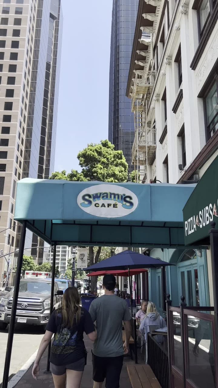 Swami’s Cafe Downtown