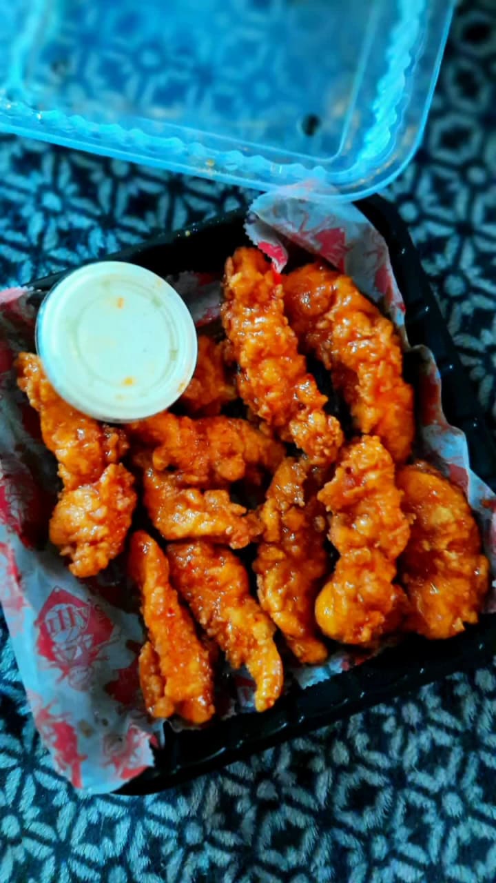 Video review of Tully's Good Times