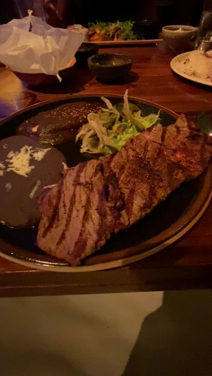 Video review of Fonda San Miguel