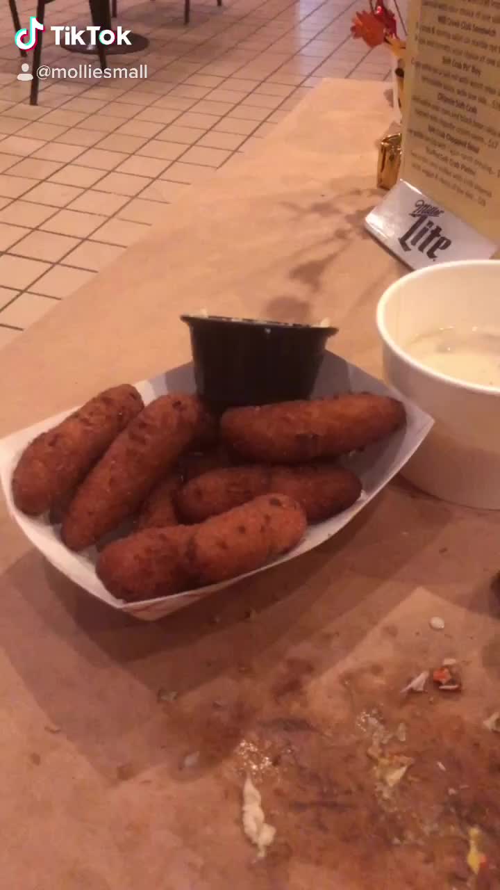 Jimmy Cantler's Riverside Inn