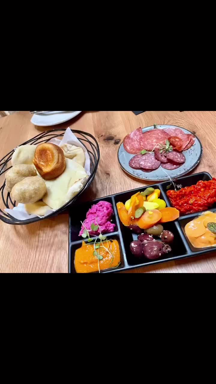 Video review of Ambar