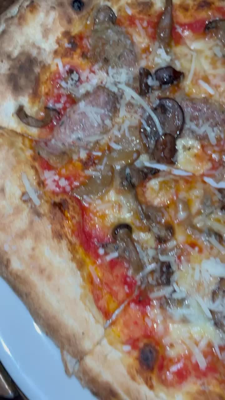 Louie Bossi's Ristorante Bar Pizzeria