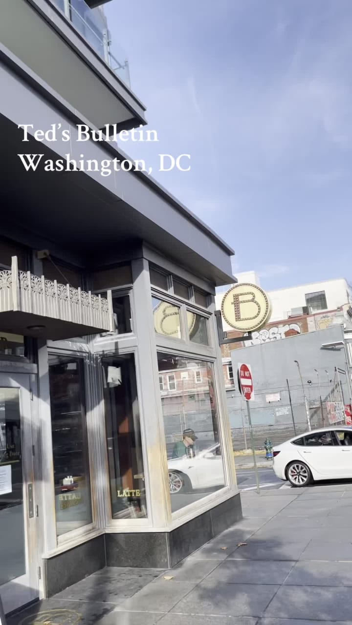 Ted's Bulletin - 14th Street