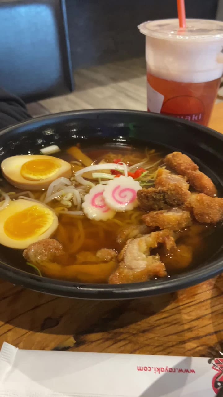 Rayaki Ramen & sushi