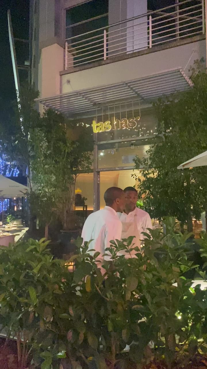 Video review of tashas Cafe