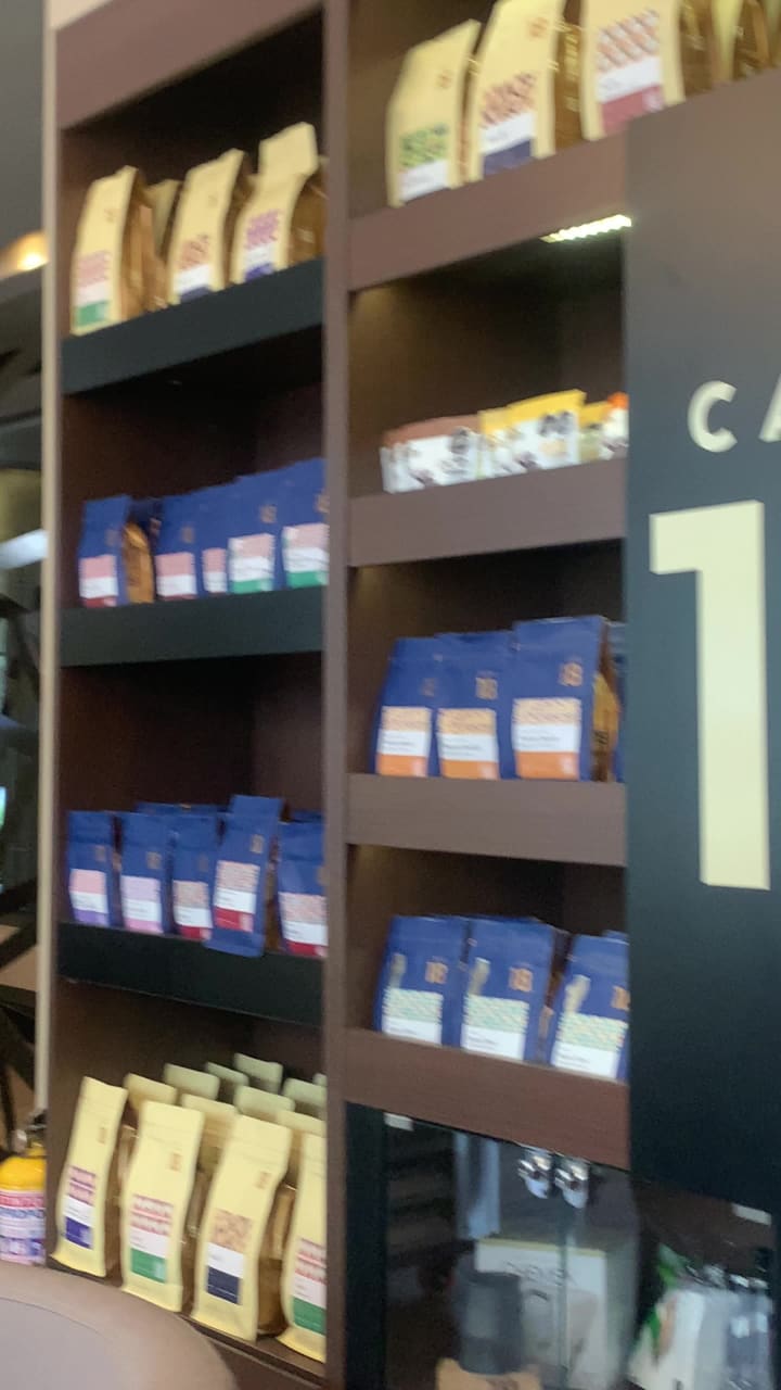 Video review of Café 18