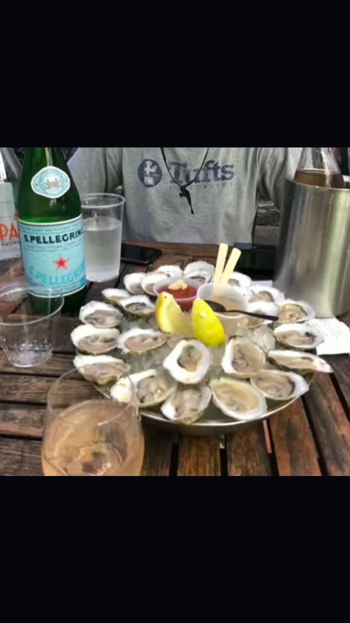 Video review of B&G Oysters