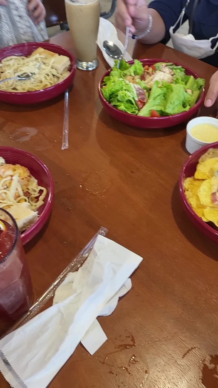 Tanay Highlands Cafe