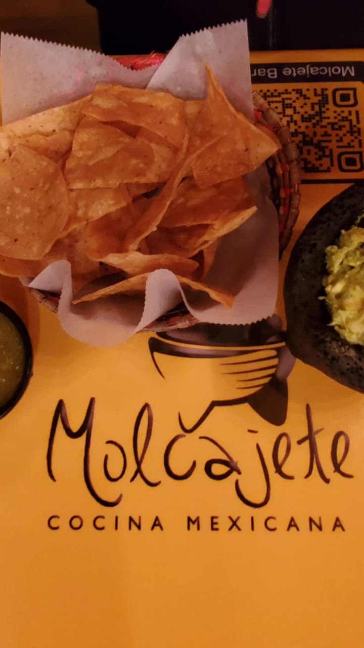 Video review of Molcajete Cocina Mexicana