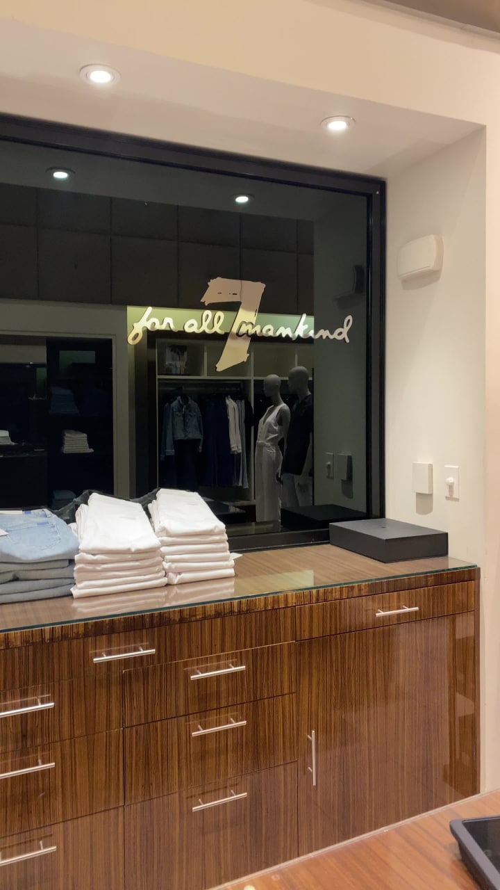 Bally At The Forum Shops