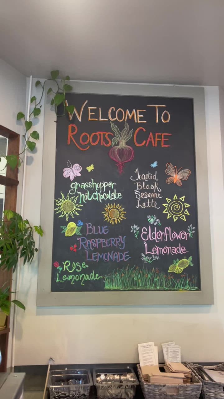 Roots Cafe
