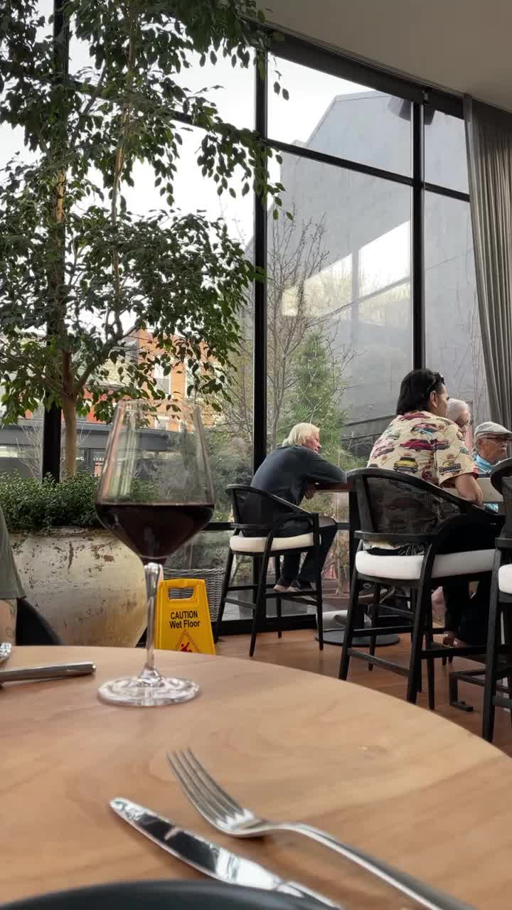 Video review of Pusadee's Garden