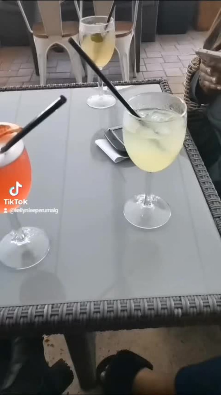 Food box and sabroso