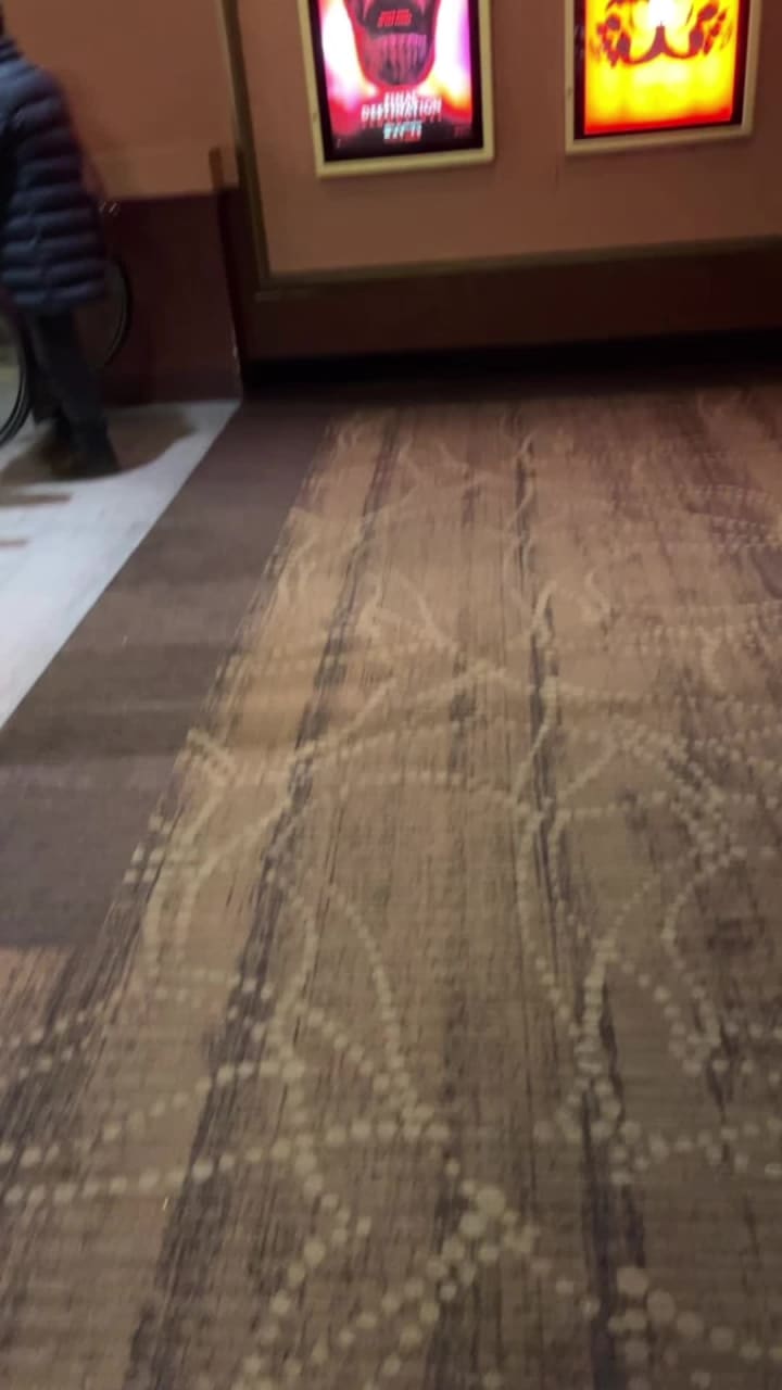 Video review of AMC Jersey Gardens 20