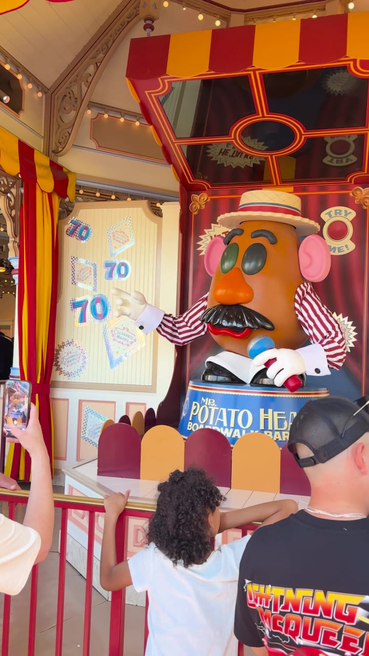 Video review of Toy Story Midway Mania!