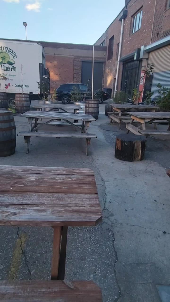 Steve's authentic key lime pie