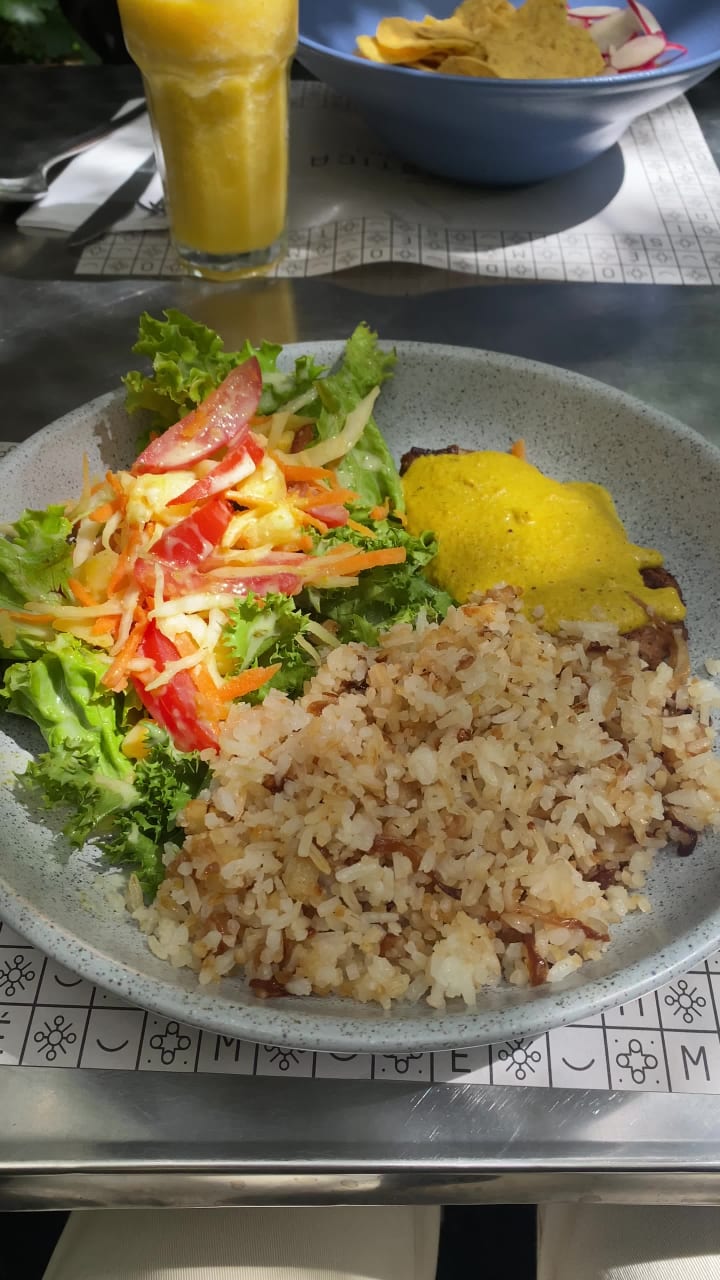 Video review of Doméstica