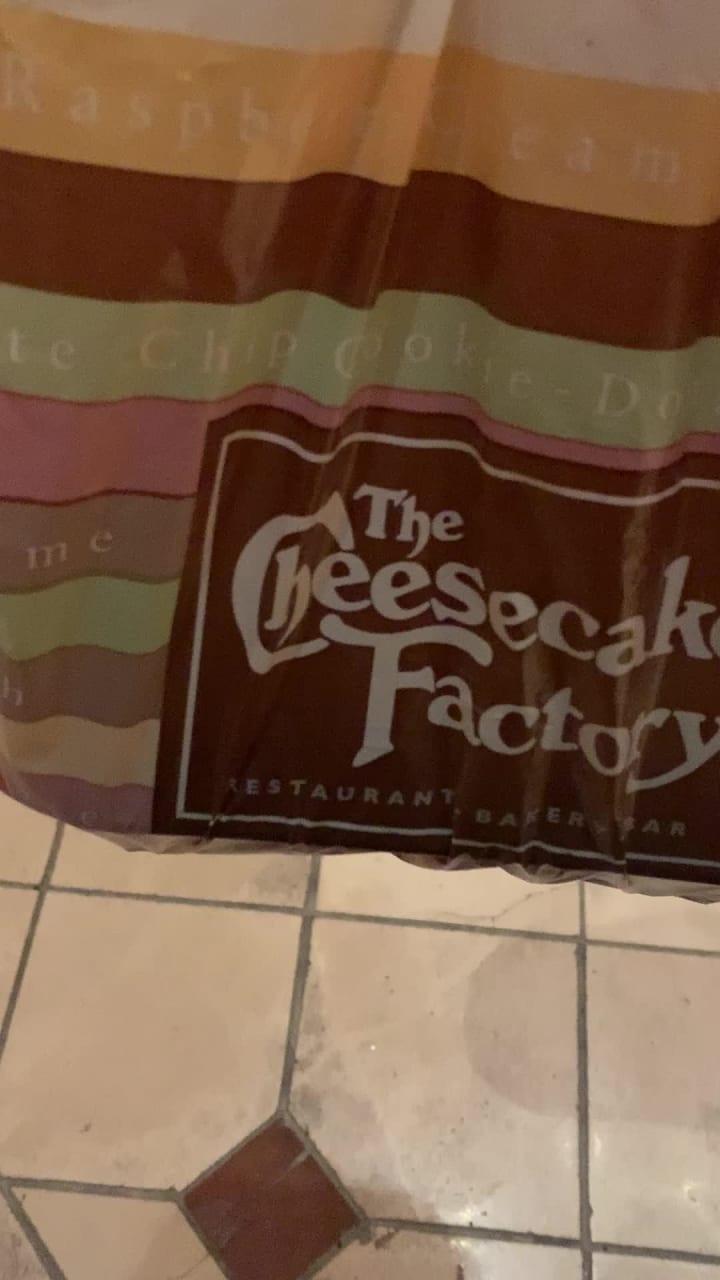 Video review of The Cheesecake Factory