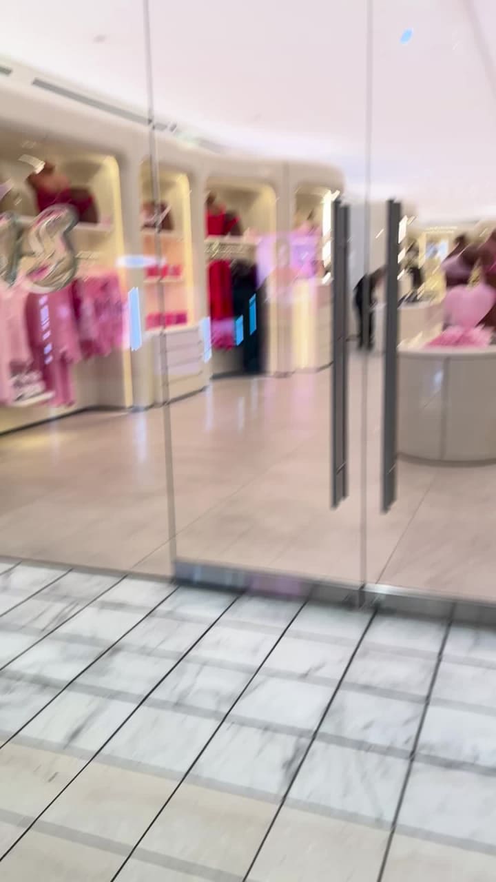 Tourneau Lenox Square Mall