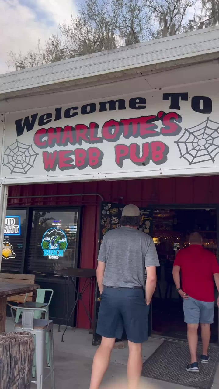 Charlotte's Webb Pub