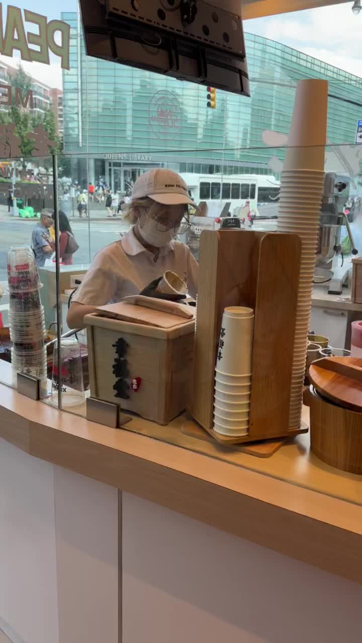 Video review of Xing Fu Tang USA Flagship 幸福堂美國