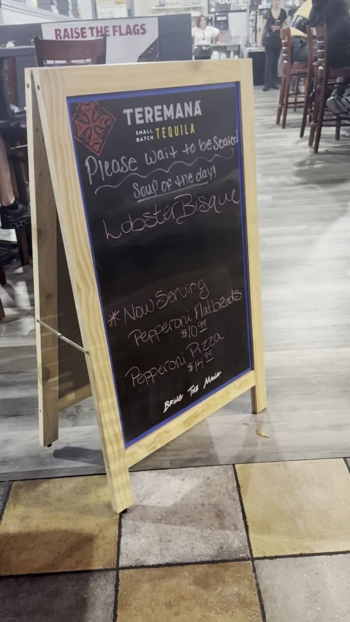 Video review of Davenport Ale House