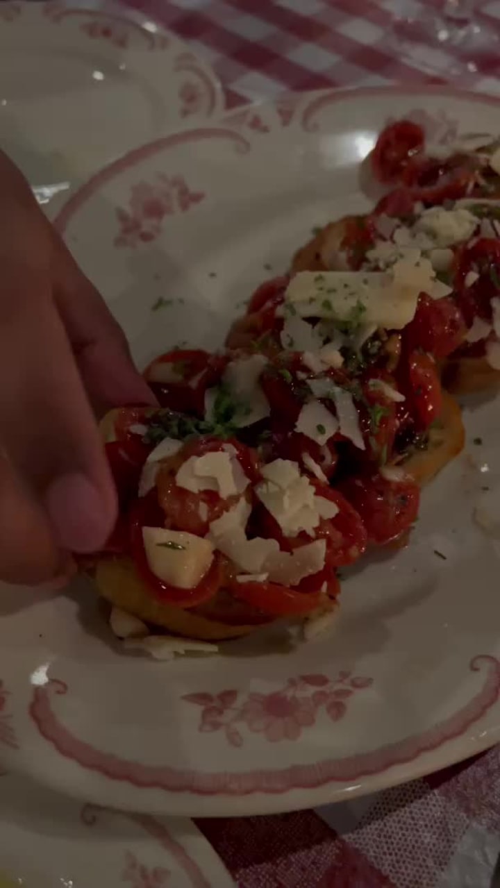 Video review of Kenny's Italian Kitchen