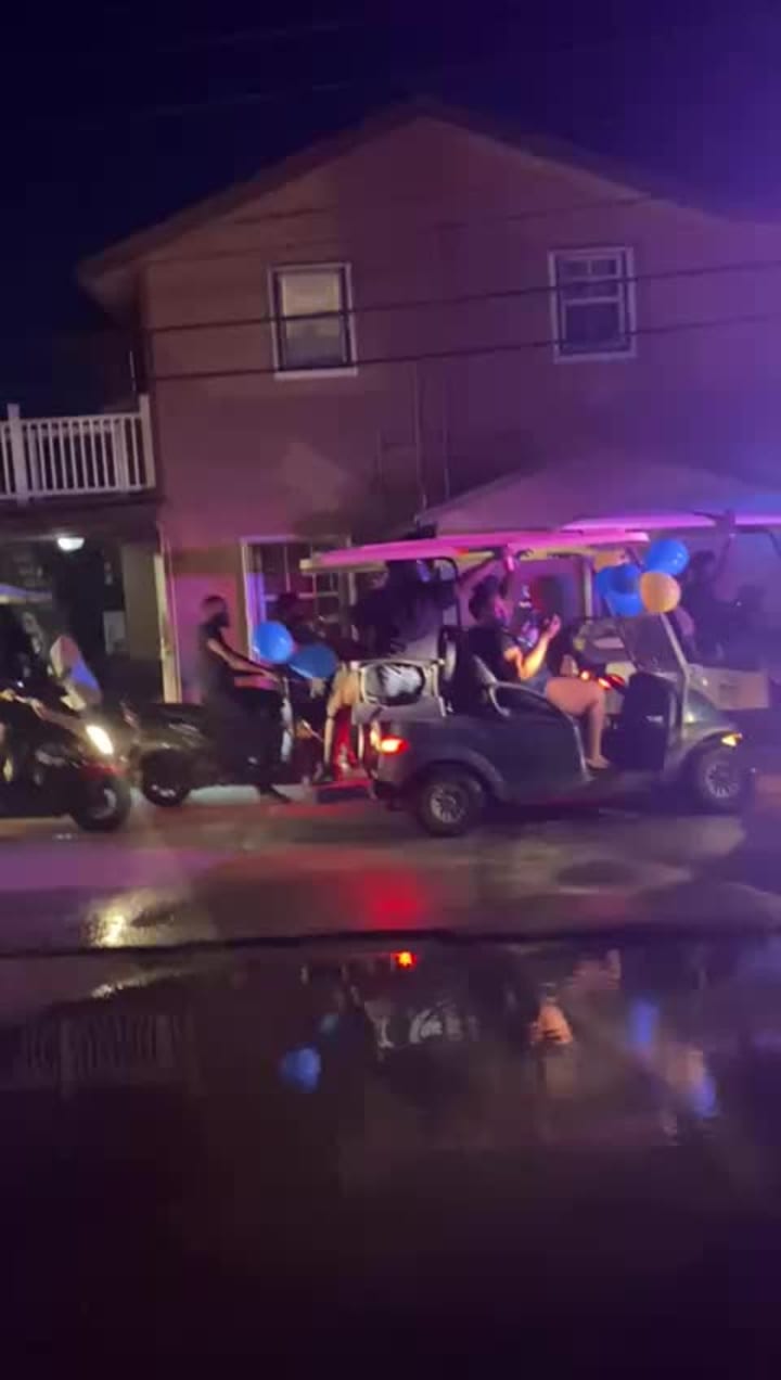 Jimmy Johnson's Big Chill at Fisherman's Cove