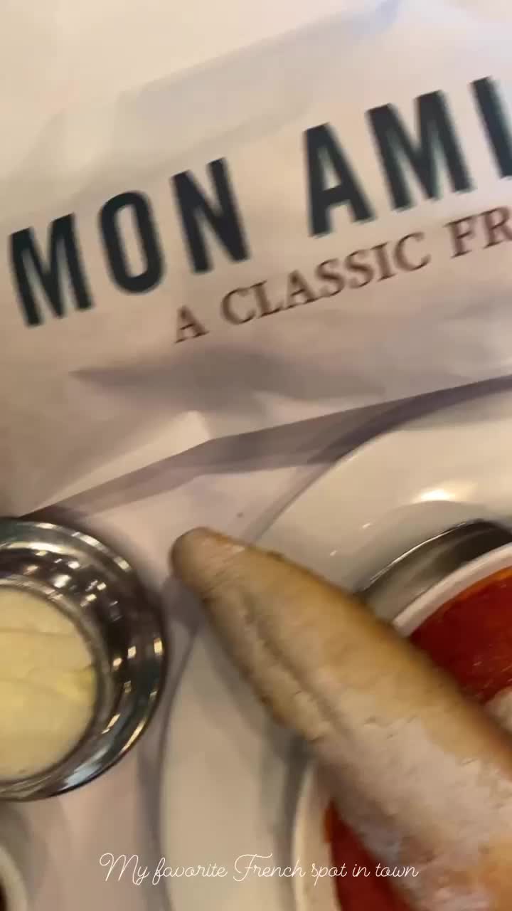 Video review of Mon Ami Gabi