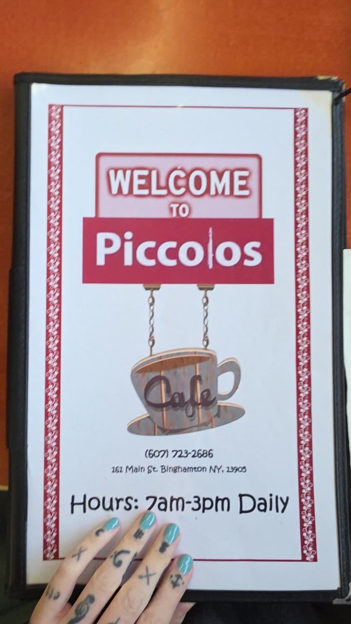 Piccolo's Cafe