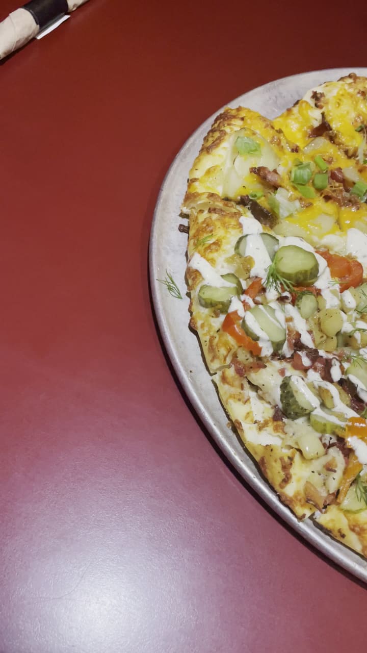 Me-N-Ed's Pizza Parlor